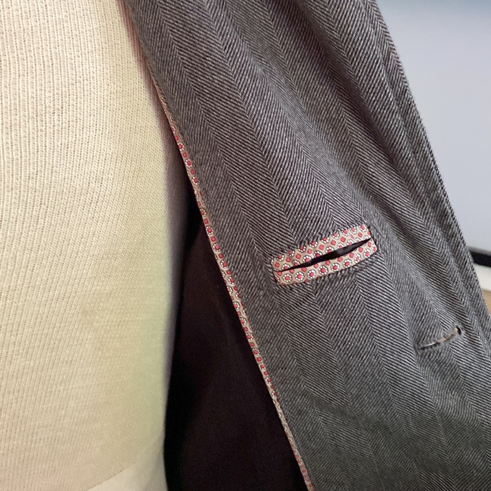 Gap Jacket Size Medium - image 4